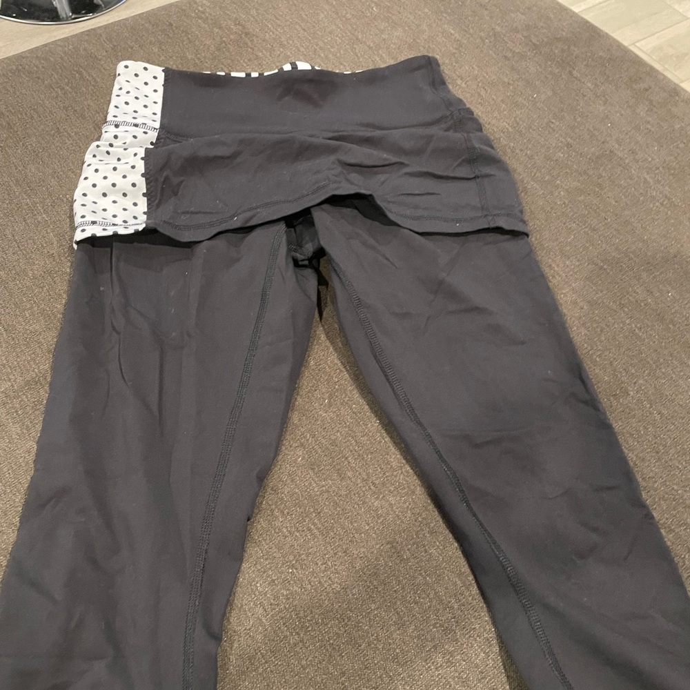 Lululemon leggings with skirt